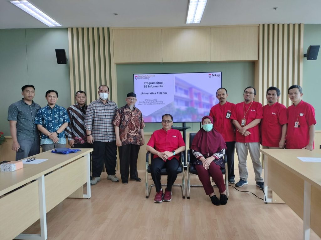Kunjunagan Fakultas Teknologi Industri Universitas Islam Indonesia (UII) pada Program Studi S3 Informatika Universitas Telkom