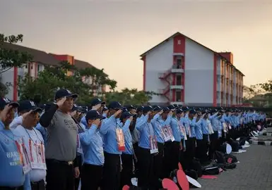 Orientasi Akademik: Gerbang Awal Meniti Dunia Perguruan Tinggi Orientasi Akademik: Gerbang Awal Meniti Dunia Perguruan Tinggi